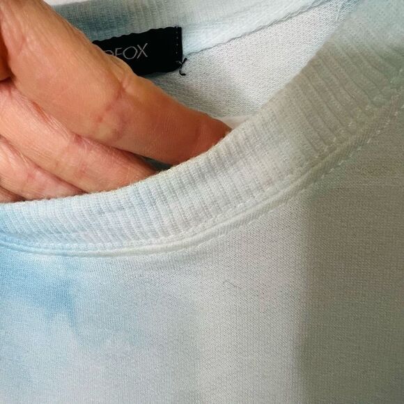 Wildfox Women's Blue Tie Dye Long Sleeve Sweatshirt Size Medium - Picture 7 of 12